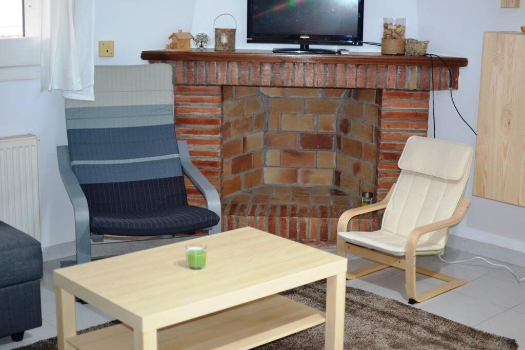 Cool Breeze Apartment Maçanet de Cabrenys Eksteriør bilde